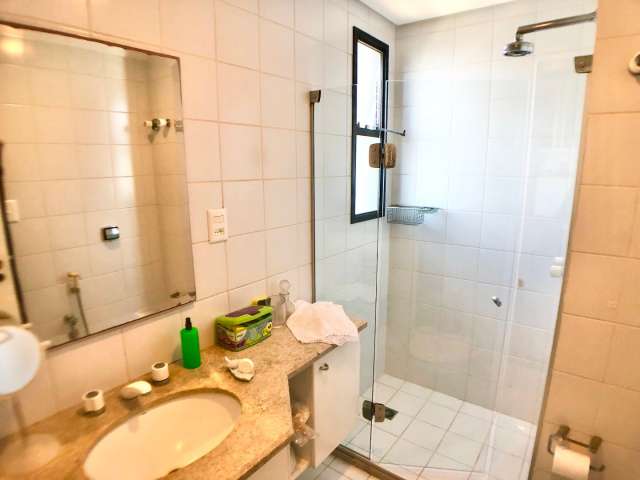 Apartamento em Ondina com 5 quartos e 4 suítes, 305 m² à venda por R$ 2.700.000,00
