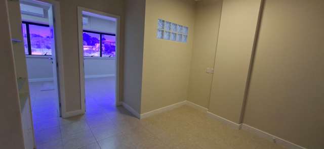 Sala com 50,00 m² para alugar por R$ 2.100,00, CME - Garibaldi, Salvador/BA 