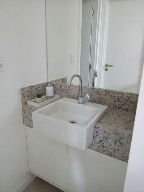 Oportunidade! apartamento no ED. 535, 01 quarto e 1 suíte, 48,76 m² para alugar por R$ 4.800,00 - Afonso Celso, Barra, Salvador/BA