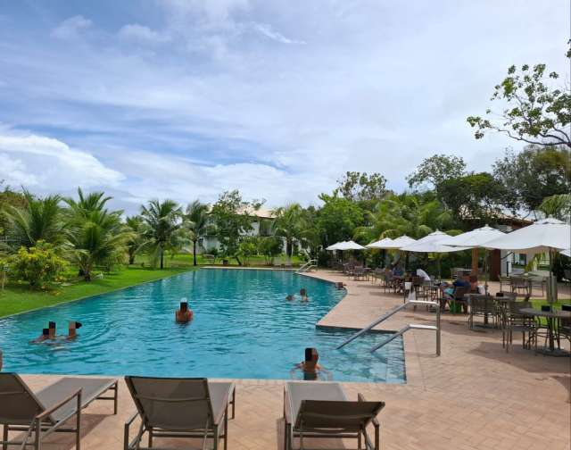 Village em Praia do Forte com 2 quartos e 1 suíte, 56m² à venda por R$ 895.000,00