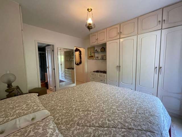 Apartamento em Ondina com 4 suítes, 305,00 m² à venda por R$ 2.150.000,00