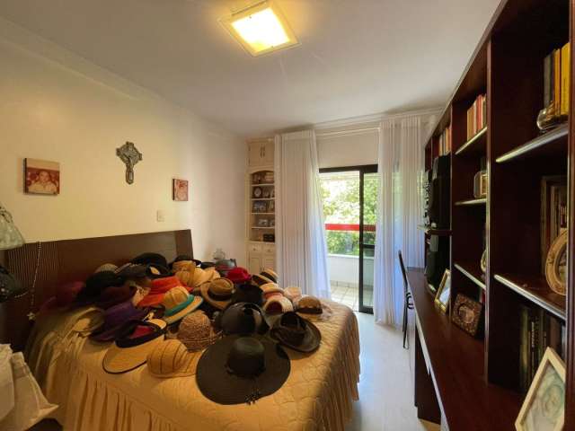 Apartamento em Ondina com 4 suítes, 305,00 m² à venda por R$ 2.150.000,00