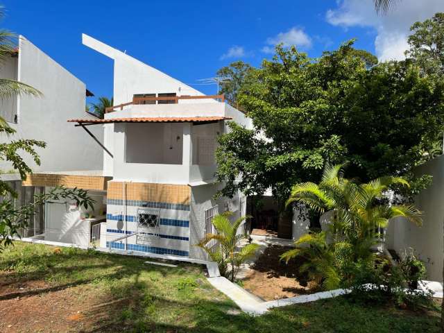 Casa no Itaigara com 7 quartos e 4 suítes, 656 m² à venda por R$ 1.800.000,00