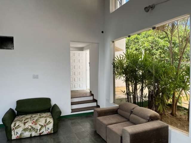 Casa no Itaigara com 7 quartos e 4 suítes, 656 m² à venda por R$ 1.800.000,00
