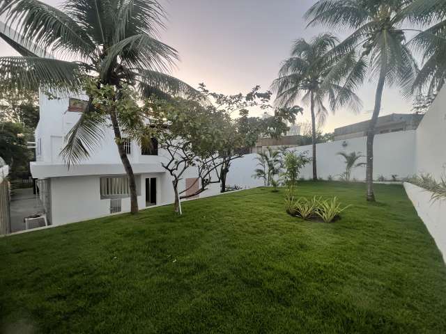 Casa no Itaigara com 7 quartos sendo 4 suítes, 656,25 m² à venda por R$ 2.990.000,00