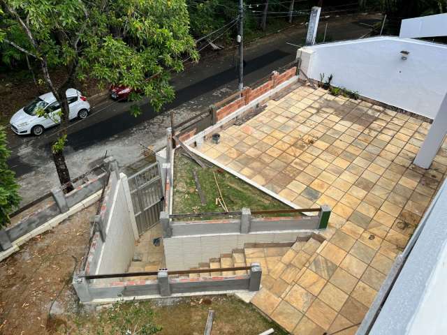Casa no Itaigara com 7 quartos e 4 suítes, 656 m² à venda por R$ 1.800.000,00