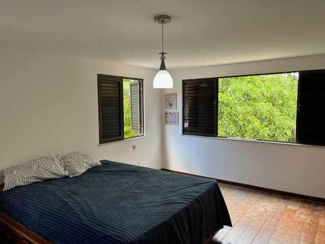 Casa no Itaigara com 7 quartos e 4 suítes, 656 m² à venda por R$ 1.800.000,00