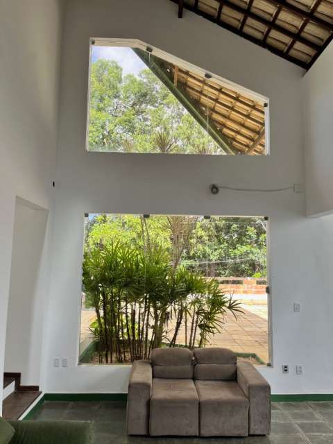 Casa no Itaigara com 7 quartos e 4 suítes, 656 m² à venda por R$ 1.800.000,00