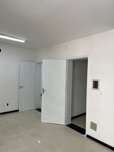 Sala com 60 m² para alugar por R$ 5.500,00 na Barra, Salvador/BA. 