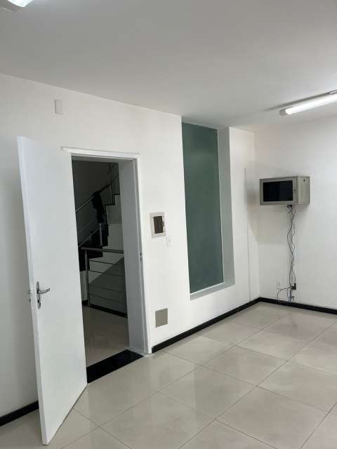 Sala com 60 m² para alugar por R$ 5.500,00 na Barra, Salvador/BA. 