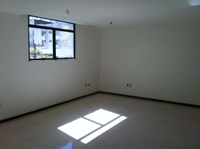 Sala para alugar com 75m² por R$ 6.500,00, Barra, Salvador/BA