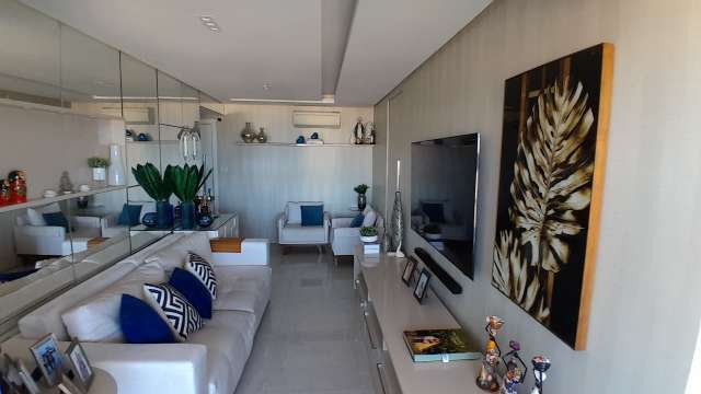 Apartamento em Pituaçu com 2 quartos e 1 suíte, 77m² à venda por R$ 710.000,00