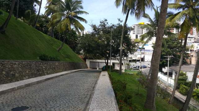 Apartamento no Rio Vermelho com 4 suítes, 320m² à venda por R$ 1.400.000,00