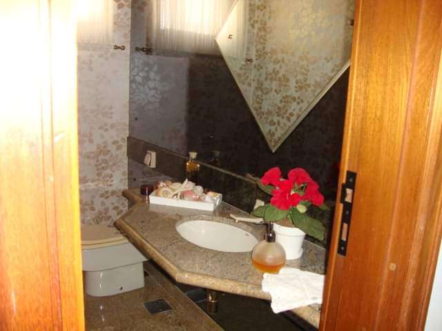 Apartamento no Rio Vermelho com 4 suítes, 320m² à venda por R$ 1.400.000,00