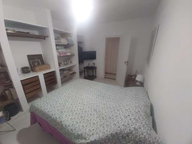 Casa com 6 quartos, suíte, 300,00 m² para alugar por R$ 4.200,00 - Itaigara, Salvador/BA