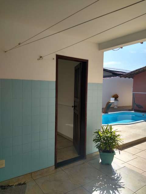 Casa Stella Mares com 3 quartos e 2 suítes, 203 m² à venda por R$ 1.200.000,00