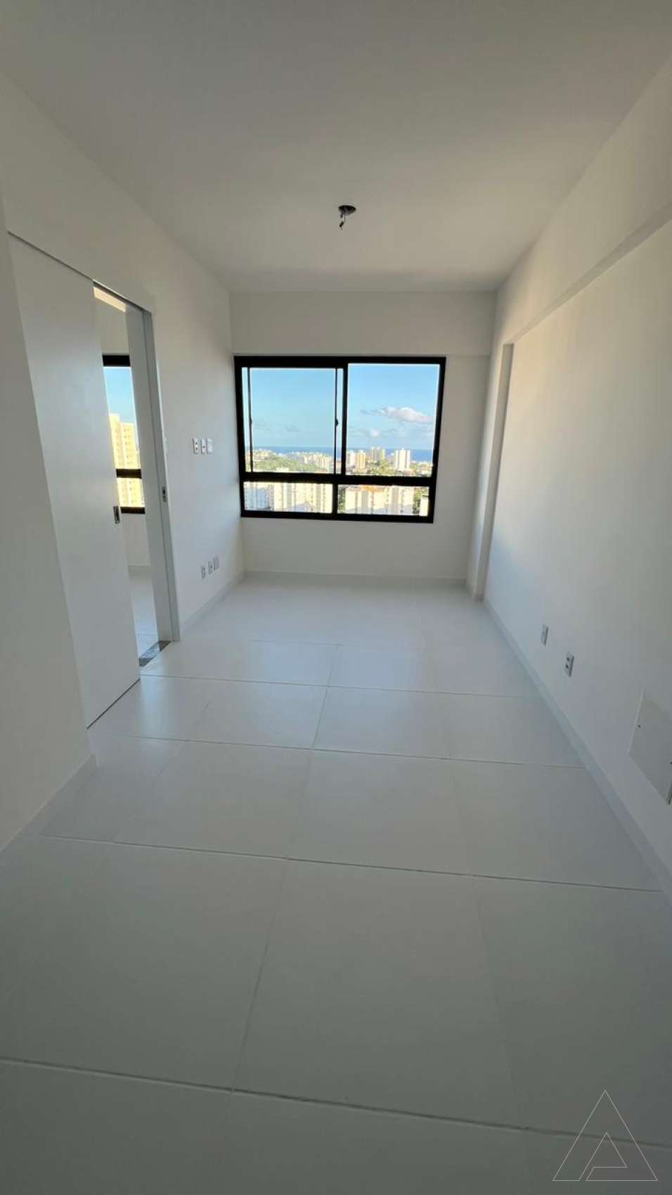Apartamento no Imbui com  1 suíte 30 m² à venda por R$ 350.000,00