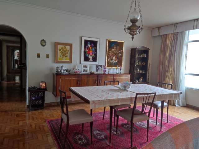 Apartamento na Graça PORTEIRA FECHADA com 4 quartos e 1 suíte, 210m² à venda por R$ 660.000,00