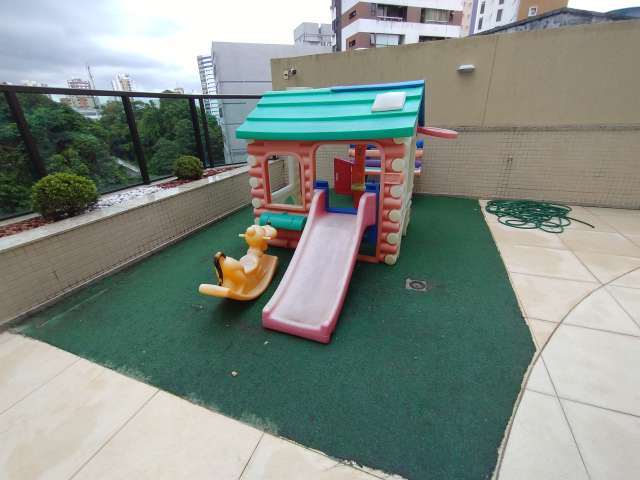 Apartamento na Graça com 2 quartos e 1 suíte, 67m² à venda por R$ 620.000,00