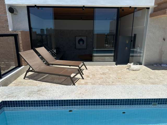 Cobertura no Alphaville I PORTEIRA FECHADA com 3 quartos e 1 suíte, 220m² à venda por R$ 2.600.000,00
