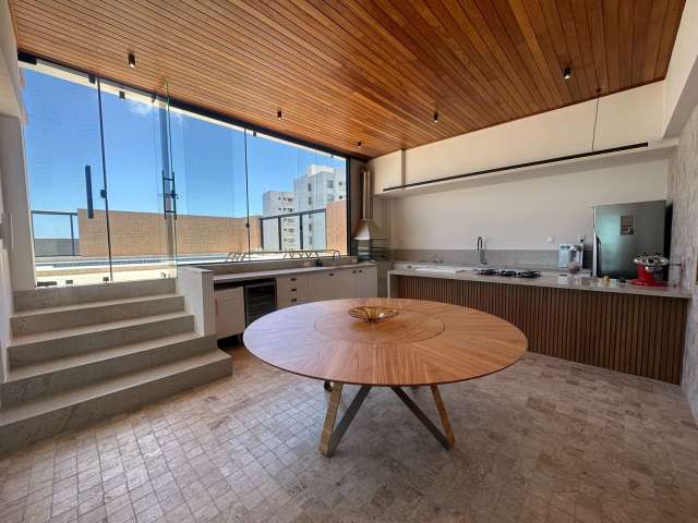 Cobertura no Alphaville I PORTEIRA FECHADA com 3 quartos e 1 suíte, 220m² à venda por R$ 2.600.000,00