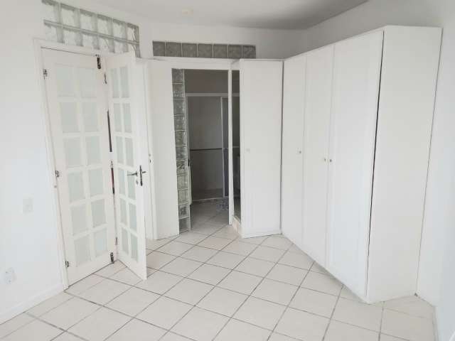 Apartamento com 1 quarto, suíte,  49 m² para alugar por R$ 1.600,00 - Parque Bela Vista - Salvador/BA