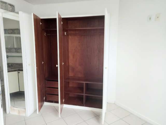 Apartamento com 1 quarto, suíte,  49 m² para alugar por R$ 1.600,00 - Parque Bela Vista - Salvador/BA