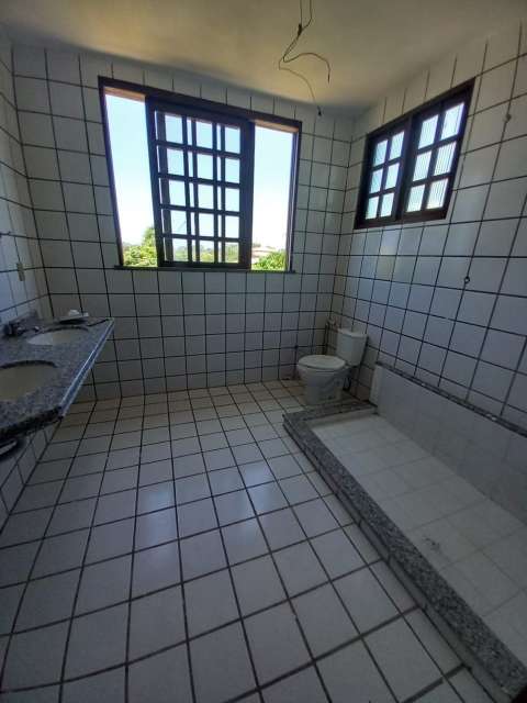 Casa em Jauá com 7 quartos sendo 5 suítes, 350m² à venda por R$ 1.200.000,00