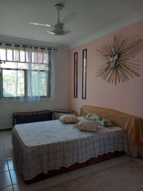 Casa em Ipitanga com 4 quartos e 2 suítes, 1.000m² à venda por R$ 1.350.000,00