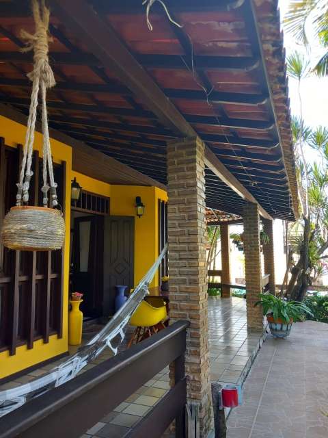 Casa em Ipitanga com 4 quartos e 2 suítes, 1.000m² à venda por R$ 1.350.000,00