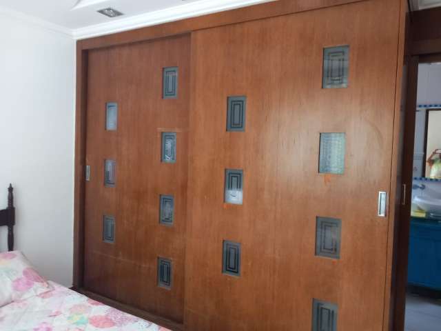 Casa em Ipitanga com 4 quartos e 2 suítes, 1.000m² à venda por R$ 1.350.000,00