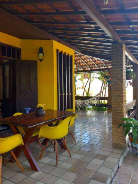 Casa em Ipitanga com 4 quartos e 2 suítes, 1.000m² à venda por R$ 1.350.000,00