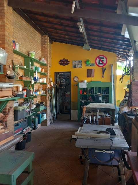 Casa em Ipitanga com 4 quartos e 2 suítes, 1.000m² à venda por R$ 1.350.000,00