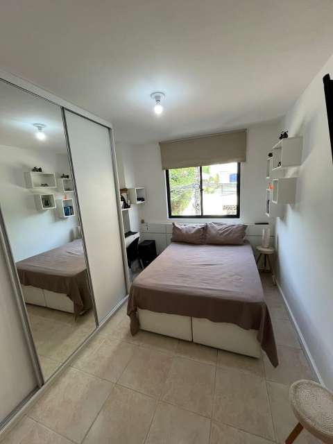 Apartamento no Rio Vermelho com 3 quartos sendo 1 suíte, 76m² à venda por R$ 480.000,00