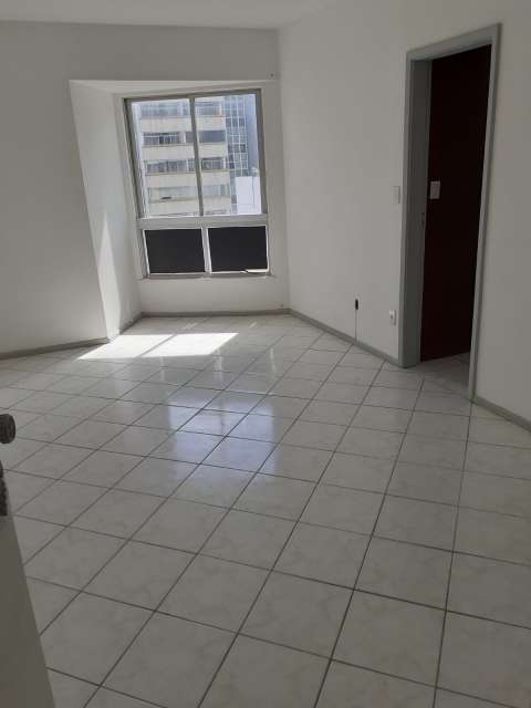 Apartamento com 1 quarto, 58 m² para alugar por R$ 1.450,00 - Av. Magalhaes Neto, Pituba - Salvador/BA
