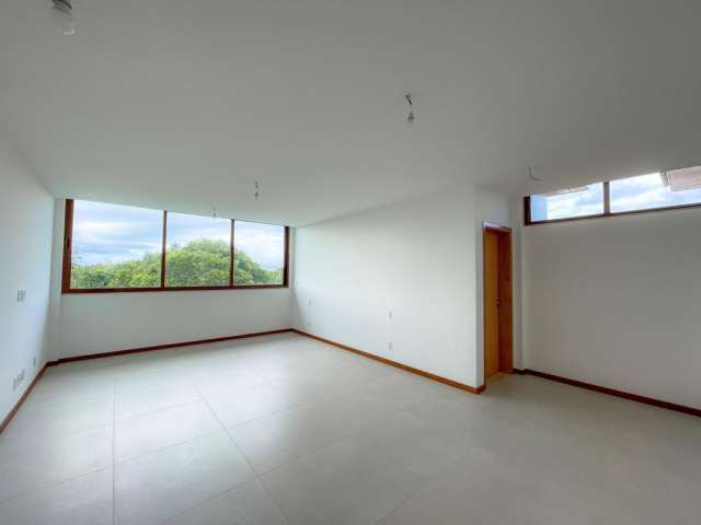 Casa em Praia do Forte com 5 quartos sendo 5 suítes, 360m² à venda por R$ 3.050.000,00