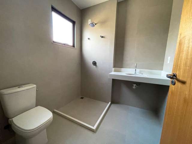 Casa em Praia do Forte com 5 quartos sendo 5 suítes, 360m² à venda por R$ 3.050.000,00