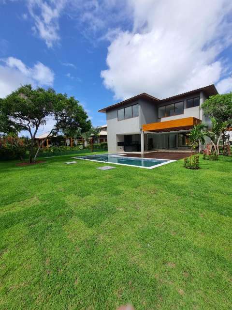 Casa em Praia do Forte com 5 quartos sendo 5 suítes, 360m² à venda por R$ 3.050.000,00