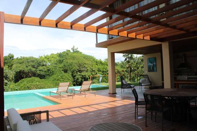 Casa em Praia do Forte com 9 quartos sendo 9 suítes, 650m² à venda por R$ 6.990.000,00
