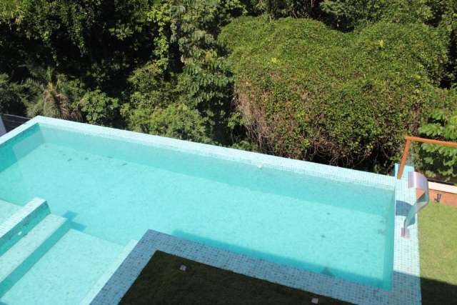 Casa em Praia do Forte com 9 quartos sendo 9 suítes, 650m² à venda por R$ 6.990.000,00