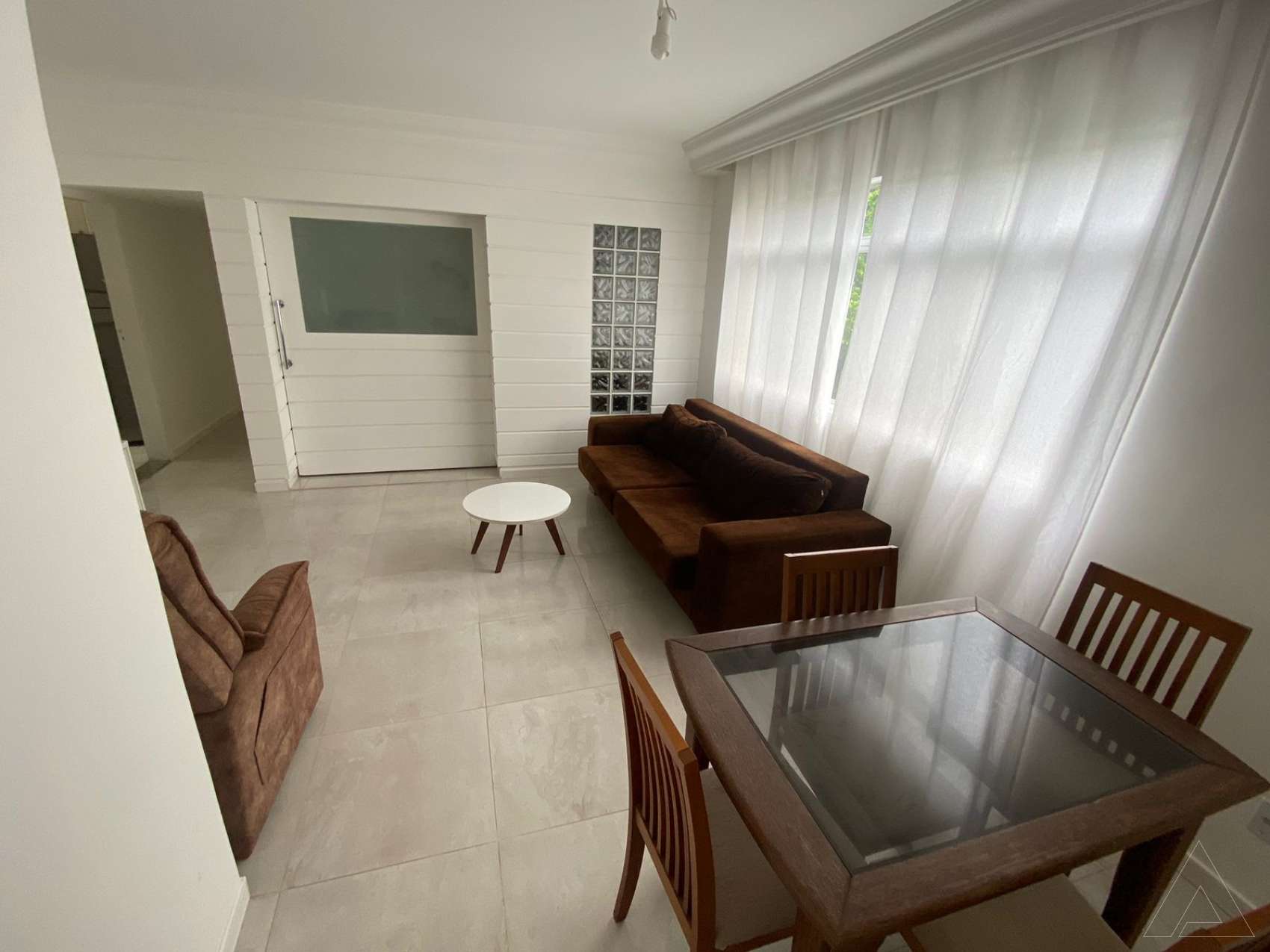 Apartamento com 2 quartos, 110,00 m² para alugar por R$ 1.600,00 - Candeal, Salvador/BA  