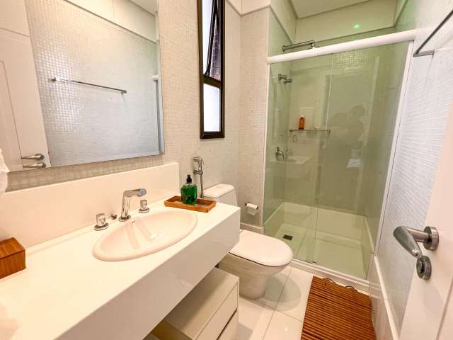 Apartamento na Ondina com 3 suítes, 310m² à venda por R$ 3.500.000,00