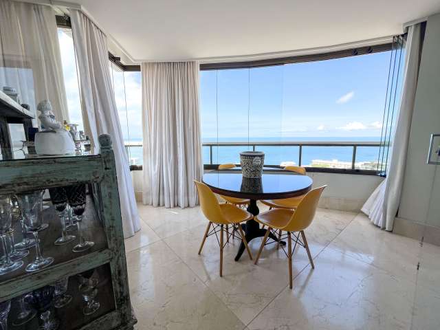 Apartamento na Ondina com 3 suítes, 310m² à venda por R$ 3.500.000,00