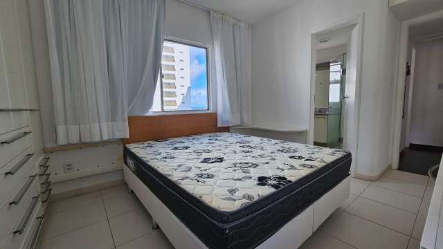 Apartamento na Barra PORTEIRA FECHADA de 2 quartos sendo 1 suíte, 84m² à venda por R$ 490.000,00
