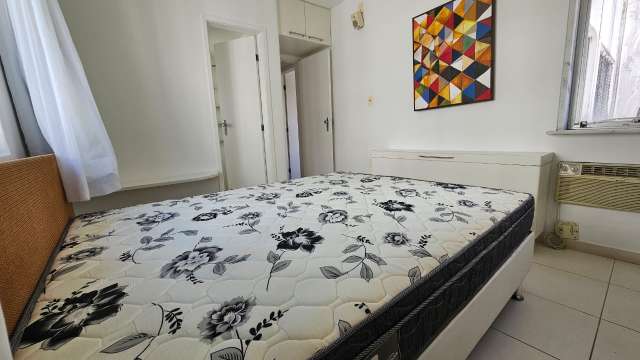 Apartamento na Barra PORTEIRA FECHADA de 2 quartos sendo 1 suíte, 84m² à venda por R$ 490.000,00