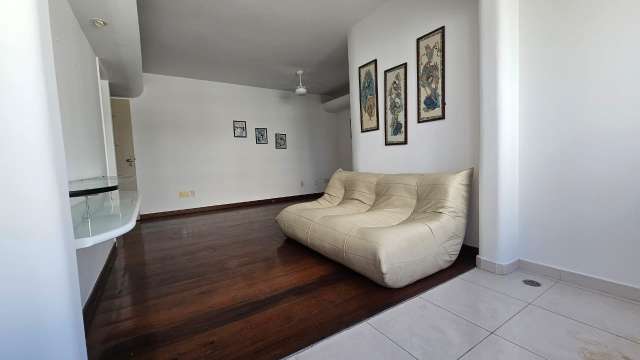 Apartamento na Barra PORTEIRA FECHADA de 2 quartos sendo 1 suíte, 84m² à venda por R$ 490.000,00