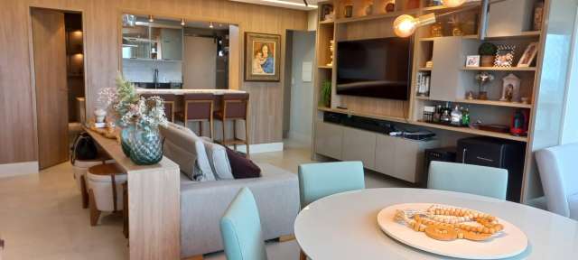 Apartamento na Paralela de 3 quartos sendo 1 suíte, 113m² à venda por R$ 1.550.000,00
