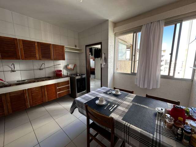 Apartamento em Jardim Apipema de 4 quartos sendo 2 suítes, 194m² à venda por R$ 800.000,00