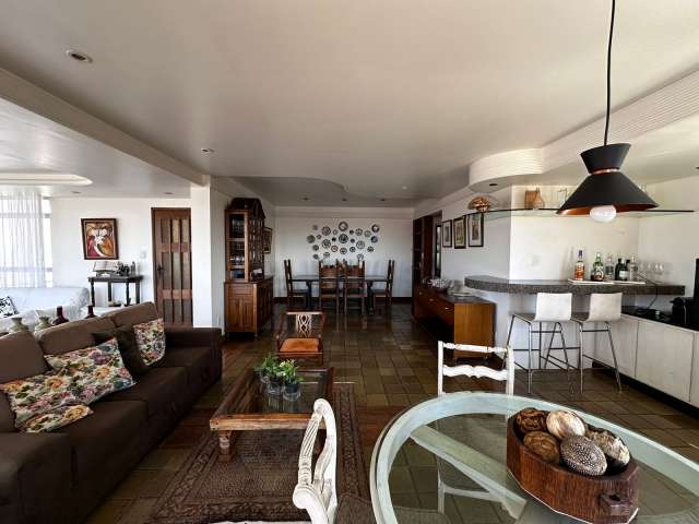 Apartamento em Jardim Apipema de 4 quartos sendo 2 suítes, 194m² à venda por R$ 800.000,00