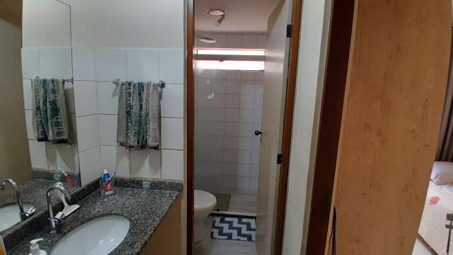 Casa em Itapuã com 5 quartos e 4 suítes, 145m² à venda por R$ 1.200.000,00